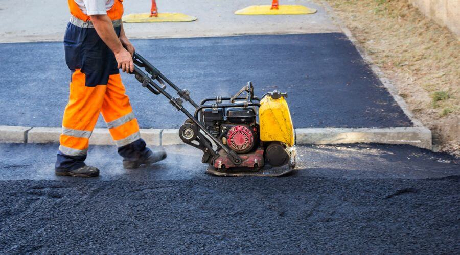 Professional gutter cleaning in Henderson, MN